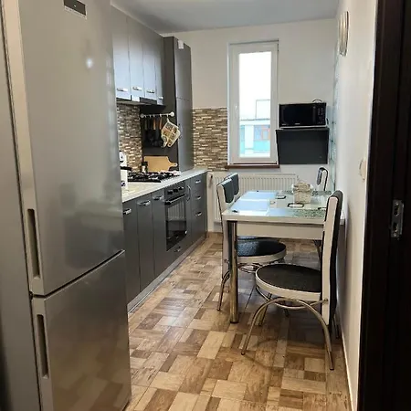 Apartament Ultramodern Cu 2 Camere Onesti Exterior photo
