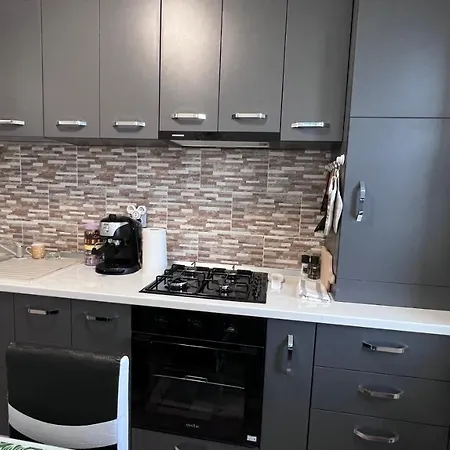 Apartament Ultramodern Cu 2 Camere Onesti Exterior photo