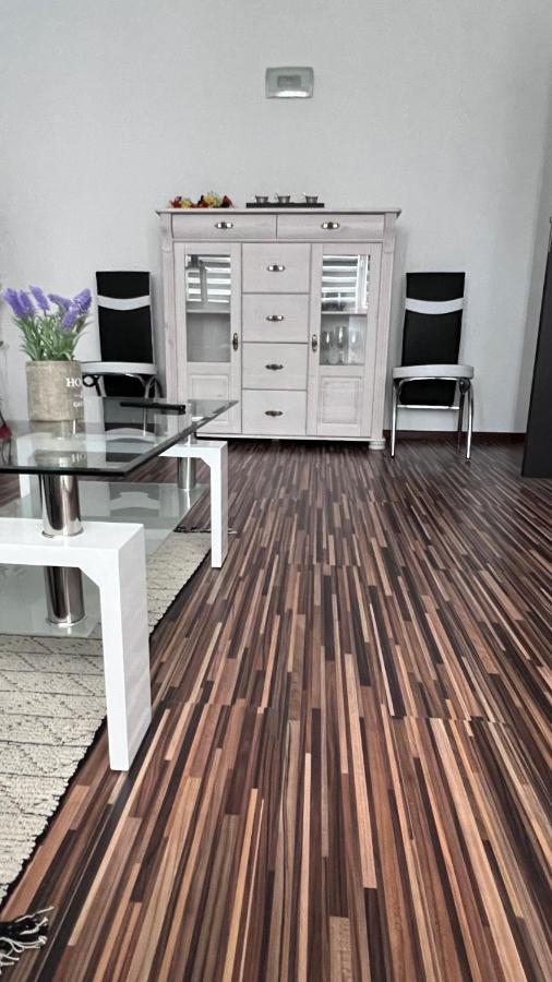 Ultramodern Cu 2 Onesti